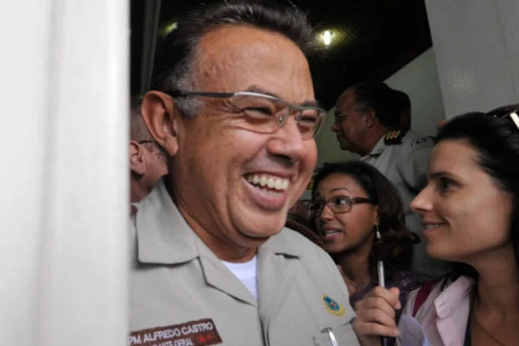 Segundo o comandante-geral da Polícia Militar da Bahia, coronel Alfredo Castro, quase 85% dos policiais da região metropolitana de Salvador estão trabalhando (Marcello Casal Jr/ABr)