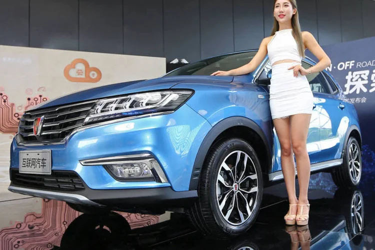 
	Alibaba: &quot;Voc&ecirc;s ver&atilde;o rapidamente a tecnologia de carro aut&ocirc;nomo que resultar&aacute; desta plataforma&quot;, afirmou Wang
 (China Daily / Reuters)