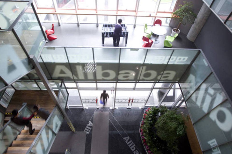 Ação do Alibaba dispara mais de 40% na estreia em NY