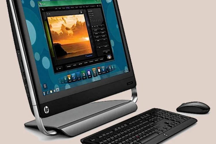 
	Computador tem tela de boa qualidade e sensibilidade ao toque boa, mas o som poderia ser melhor
 (Divulgação)
