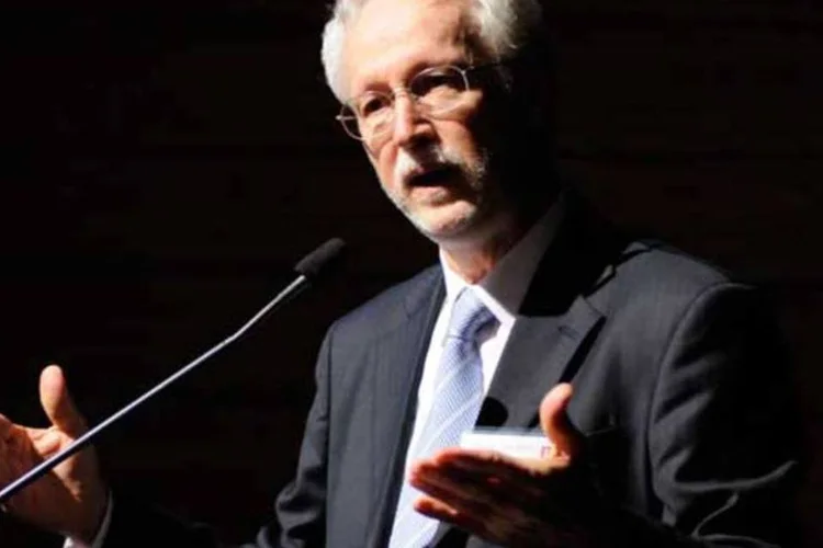 
	Almir Barbassa: Barbassa vai pagar 250 mil reais, enquanto o BNDES e o BNDESPar v&atilde;o pagar 500 mil cada
 (Agência Petrobras)