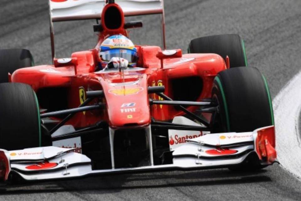 Santander: patrocinadora da Ferrari, marca foi afetada por conduta da equipe no GP da Alemanha em 2010 (Getty Images)