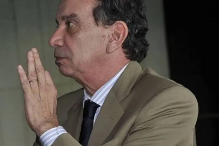 
	Aloysio Nunes: grupo ligado a A&eacute;cio Neves defende a presen&ccedil;a do senador na chapa eleitoral de 2014
 (José Cruz/Agência Brasil)