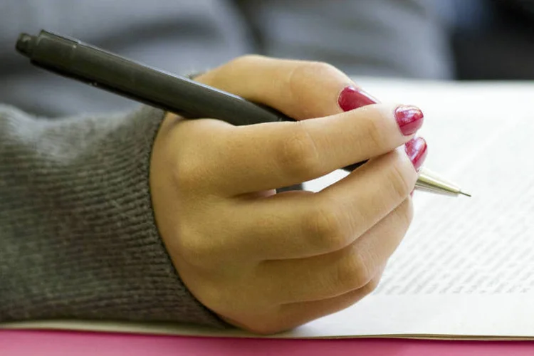 
	Estudante: inscri&ccedil;&otilde;es s&atilde;o feitas exclusivamente pela internet
 (Marcos Santos/USP Imagens)