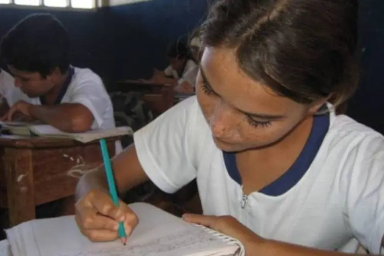 
	Escola estadual de Rond&ocirc;nia: relat&oacute;rio da OCDE&nbsp;ressaltou a necessidade de melhorar a educa&ccedil;&atilde;o para elevar os padr&otilde;es de vida
 (Governo do Estado de Rondônia)