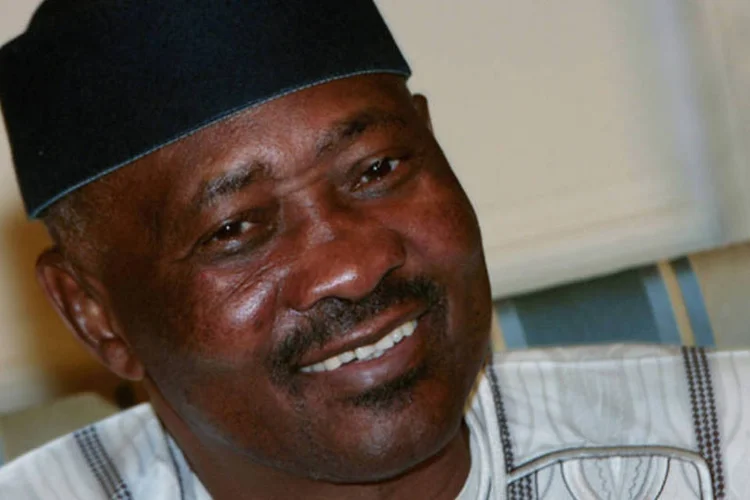 O quartel de Katti, onde começou o golpe de Estado que depôs o presidente Amadou Toumani Touré, se tornou também a sede da junta militar que se comprometeu a reinstaurar a antiga ordem constitucional (Chip Somodevilla/ Getty Images)
