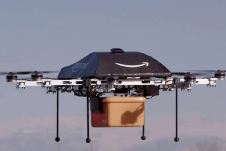 
	Drone da Amazon: a empresa quer que dispositivos voadores de entrega tenham uma zona &aacute;erea pr&oacute;pria para circularem
 (Amazon)