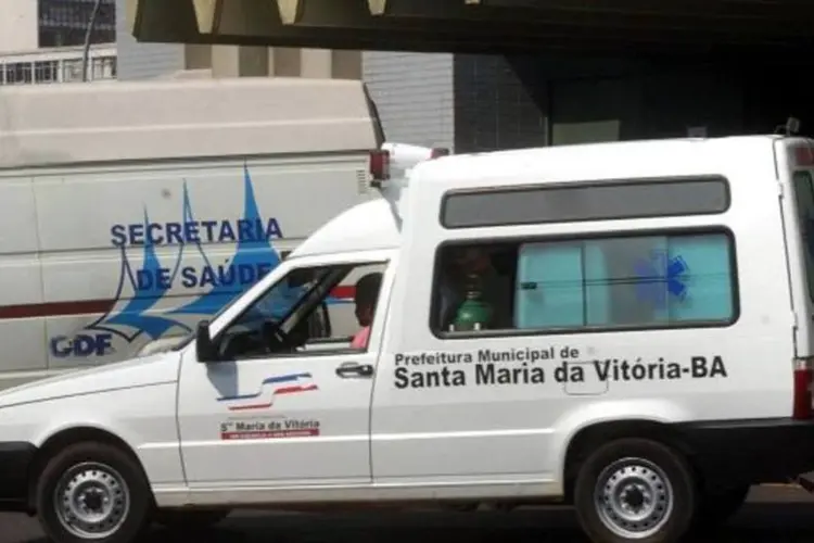 Com a arrecadação desde janeiro, governo poderia comprar 15,2 milhões de ambulâncias (José Cruz/Agência Brasil)