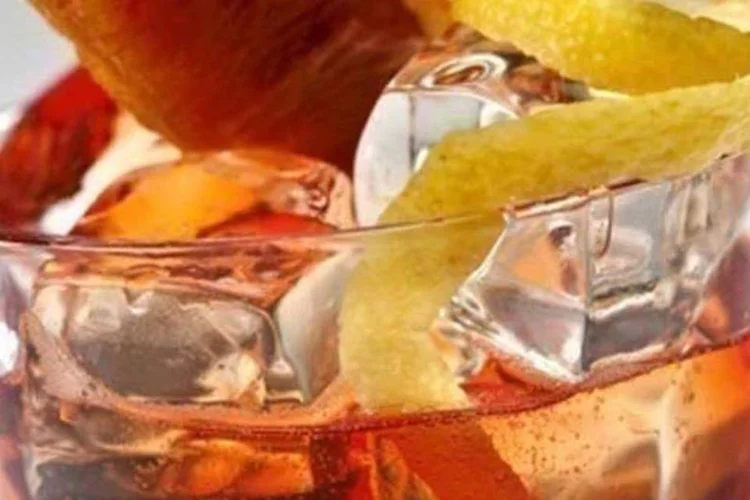 
	Coquetel Americano, o preferido de Barack Obama: drinque mudou de nome quando os italianos notaram que a bebida havia ca&iacute;do no gosto dos americanos
 (Divulgação/ Campari)