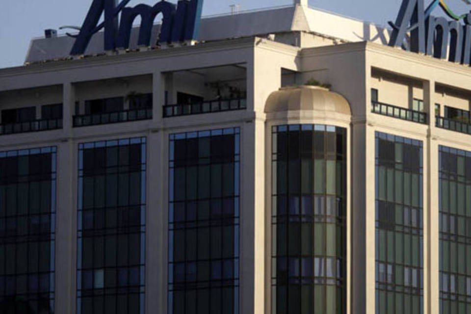 Amil é condenada a pagar remédio de R$ 3 mil contra câncer