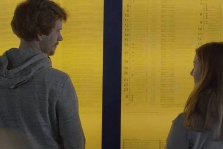 
	A a&ccedil;&atilde;o &quot;Plataform of Love&quot; (&quot;Plataforma do amor&quot;) uniu casais em esta&ccedil;&otilde;es de trem da Holanda
 (Reprodução/Vimeo)