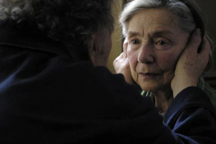 
	Cena do filme &quot;Amor&quot; (2012):&nbsp;Emmanuelle Riva se tornou a mais velha atriz a ser indicada ao Oscar
 (Divulgação)