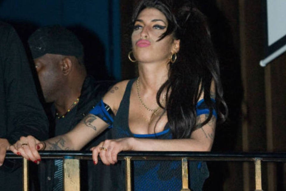 Vendas do álbum "Back to Black", de Amy Winehouse, disparam após sua morte
