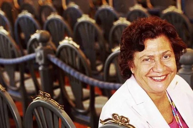 A escritora na Academia Brasileira de Letras: “Nunca fui de puxar muita angústia” (Andre Valentim)