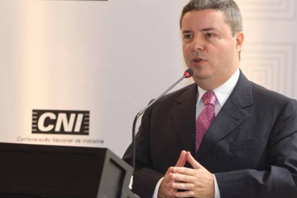 “Brasil tem uma federação bolorenta”, diz governador de MG