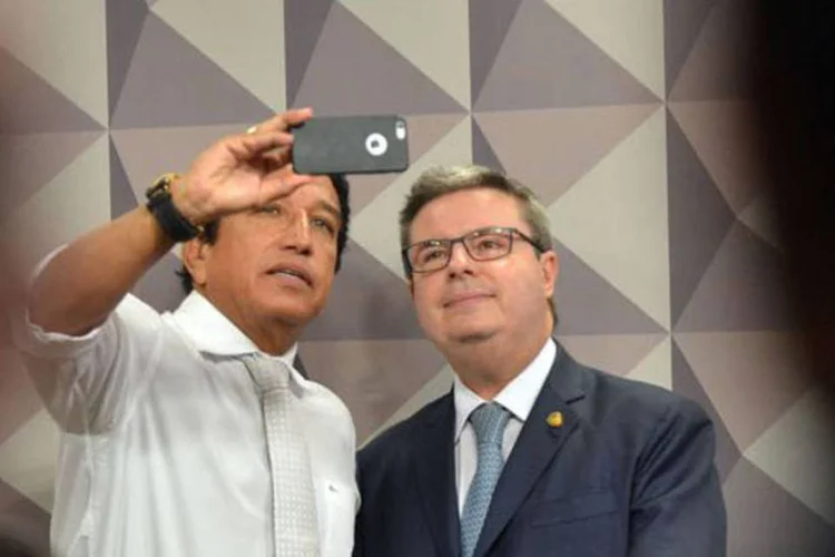 
	Comiss&atilde;o do impeachment: &ldquo;Em 1&ordm; lugar, nunca se viu golpe com direito a ampla defesa, contradit&oacute;rio, com reuni&otilde;es &agrave;s claras, transmitidas ao vivo&quot;
 (Antonio Cruz/ Agência Brasil)