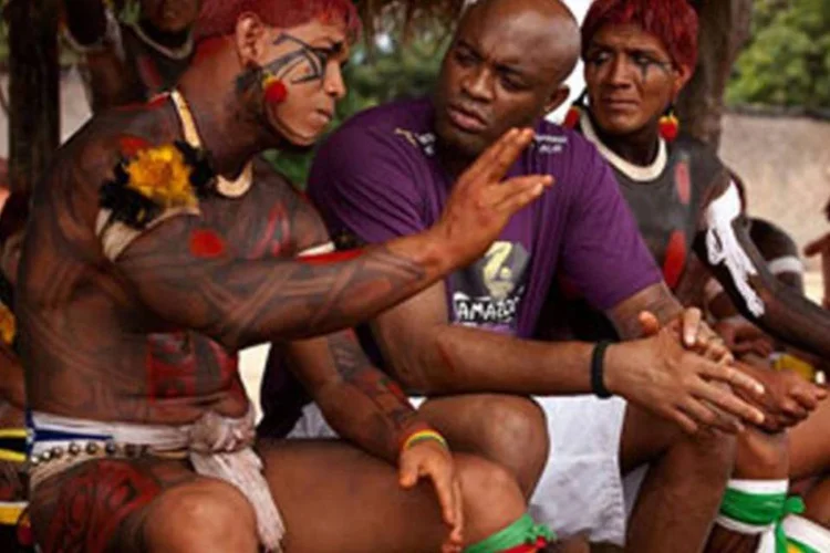Atleta do UFC é o primeiro participante do programa de experiência com a tribo Kamayurá no Xingu (Divulgação)