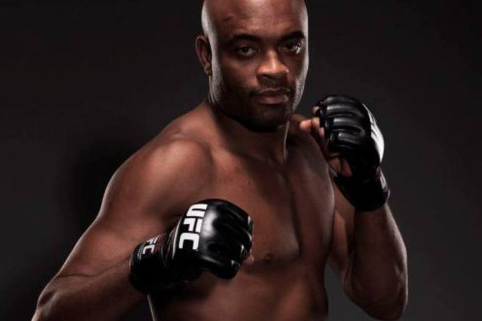 Burger King renova contrato com Anderson Silva