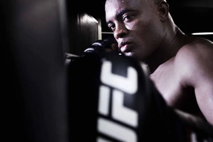 Anderson Silva: fama do lutador ajudou a disseminar UFC no Brasil (Eduardo Monteiro / Veja)