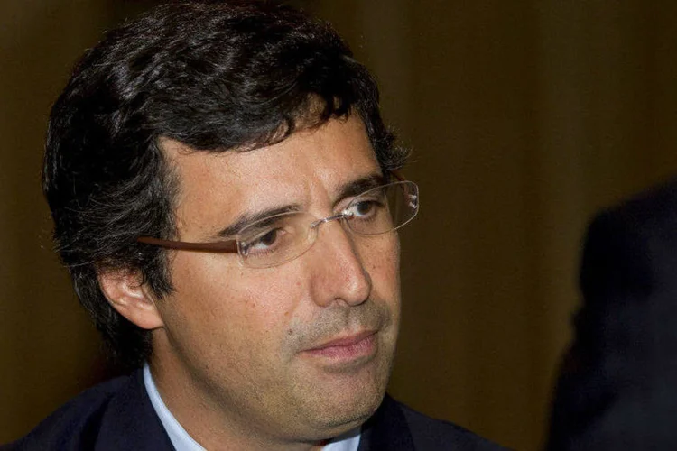 
	Andr&eacute; Esteves: Esteves renunciou ontem &agrave; presid&ecirc;ncia e comando do conselho de administra&ccedil;&atilde;o do banco BTG Pactual
 (Jin Lee/Bloomberg)