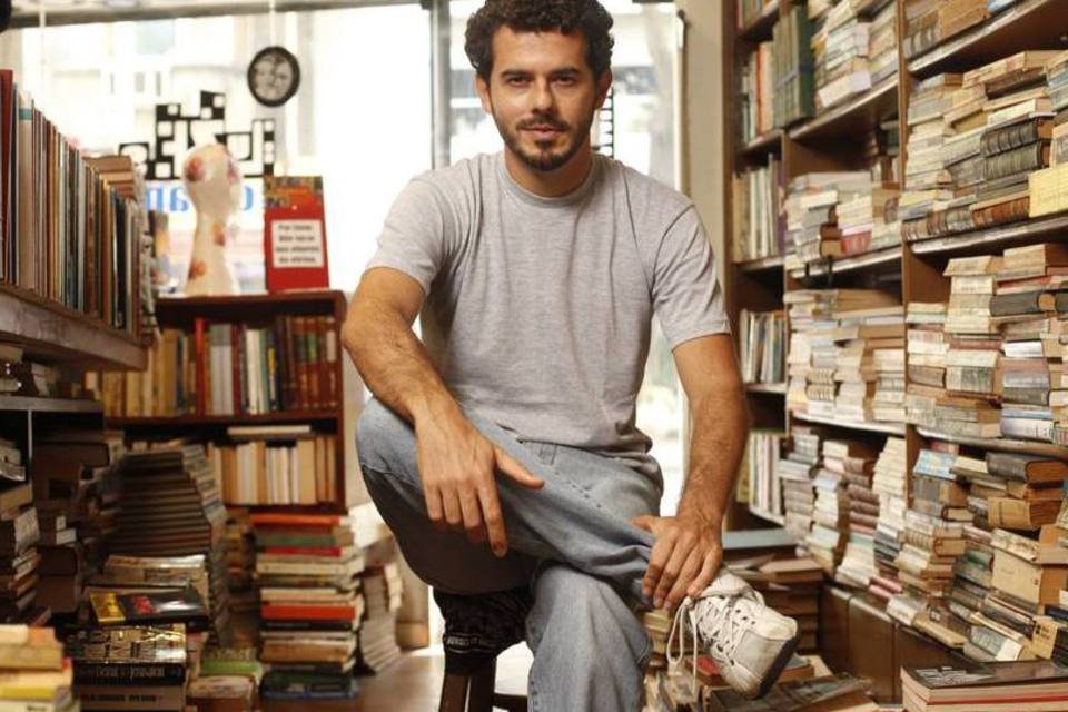 Estante Virtual entra no mercado de livros novos