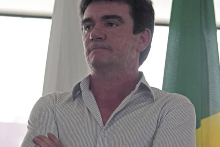 
	Andr&eacute;s Sanchez: &quot;A tend&ecirc;ncia &eacute; essa mesma (sair do cargo), s&oacute; falta conversar com o presidente (Marin), porque quero conversar com ele antes de sair&quot;, disse&nbsp;
 (Daniel Kfouri/Placar)