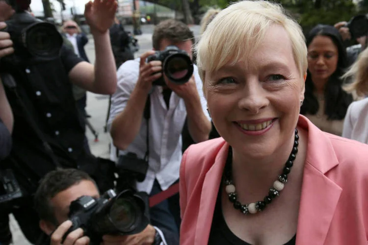 
	Angela Eagle: Corbyn j&aacute; deixou claro que est&aacute; disposto a concorrer outra vez na elei&ccedil;&atilde;o e espera ganhar
 (Neil Hall / Reuters)