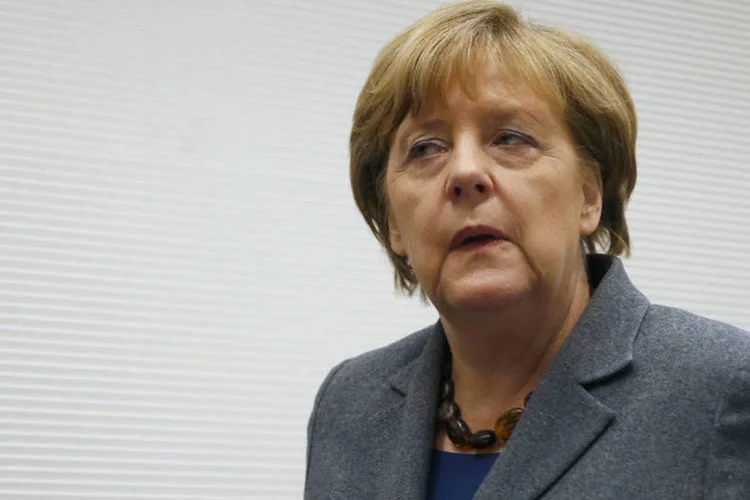 
	&Acirc;ngela Merkel: a chanceler Angela Merkel expressou choque diante dos ataques que a pol&iacute;cia disse que ocorreram
 (Hannibal Hanschke/ Reuters)