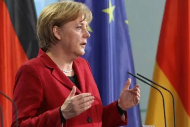 Angela Merkel, chanceler alemã, disse que a atual crise do euro é o maior desafio que a Europa enfrenta em décadas. (.)