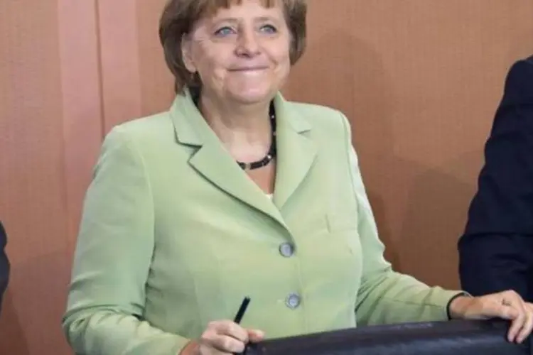 Chanceler alemã, Angela Merkel, em uma a reunião de gabinete na Chancelaria de Berlim (Thomas Peter/Reuters)