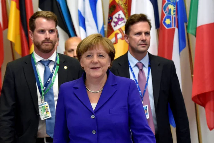 
	Angela Merkel: &quot;Podemos trabalhar com os tratados e com nossa agenda estrat&eacute;gica&quot;, comentou a chanceler alem&atilde;
 (Eric Vidal / Reuters)