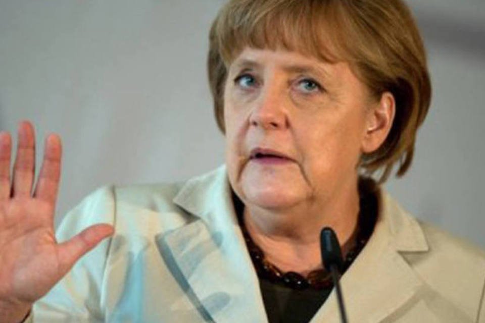 Merkel prepara-se para semana de difíceis negociações