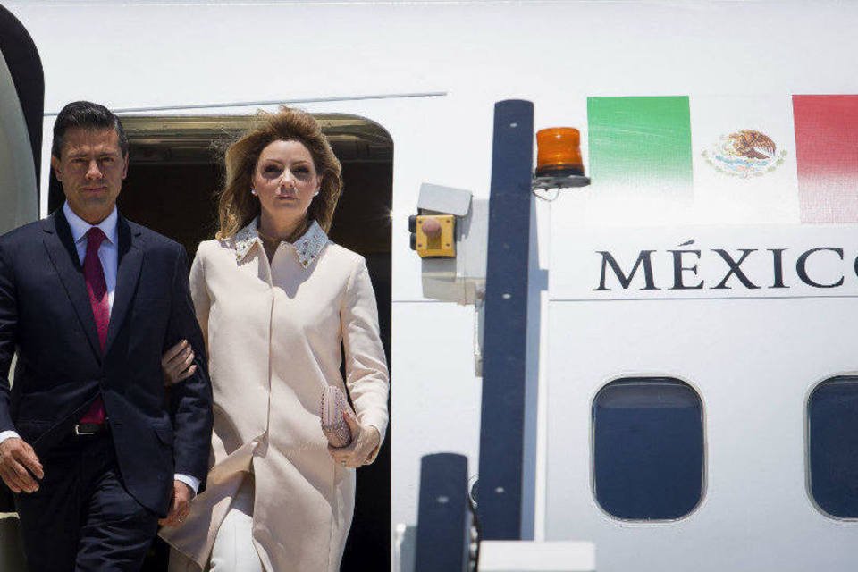 Angélica Rivera e Enrique Peña Nieto chegam a Brisbane para a Cúpula do G20 (/G20 Australia/Handout via Reuters)