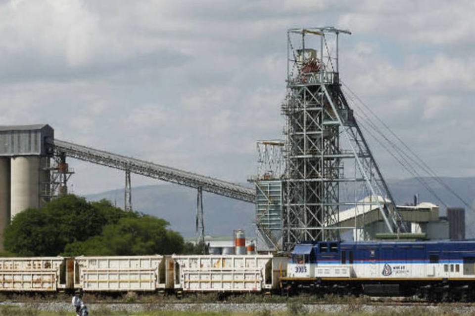 Anglo American desiste de projeto de carvão em Moçambique