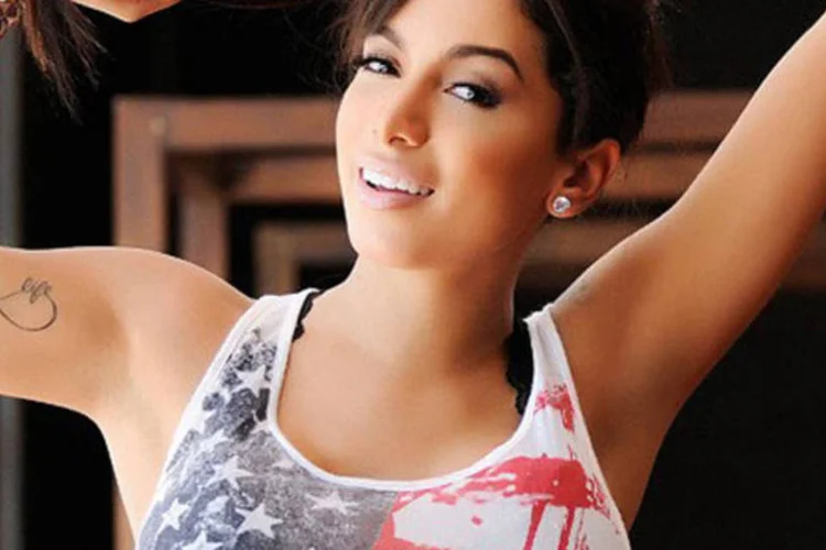 
	Anitta: &quot;O resultado s&oacute; chega com muito trabalho&quot;
 (Divulgação)