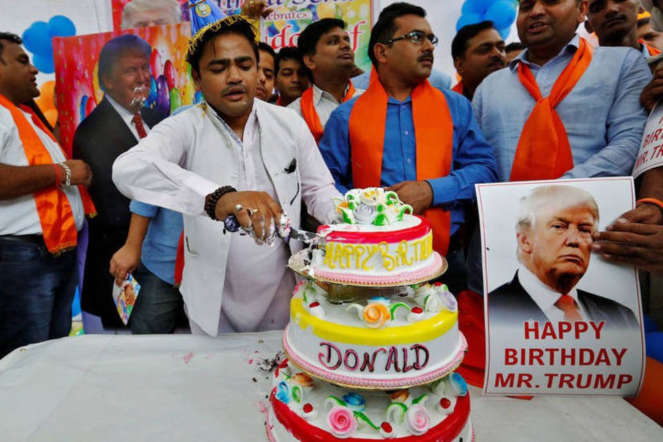 Ultradireita indiana celebra aniversário do "salvador" Trump