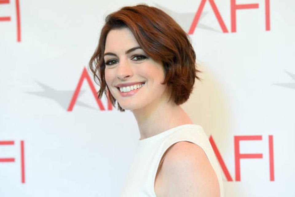 'Verity': adaptação de livro de Colleen Hoover com Anne Hathaway ganha data de estreia