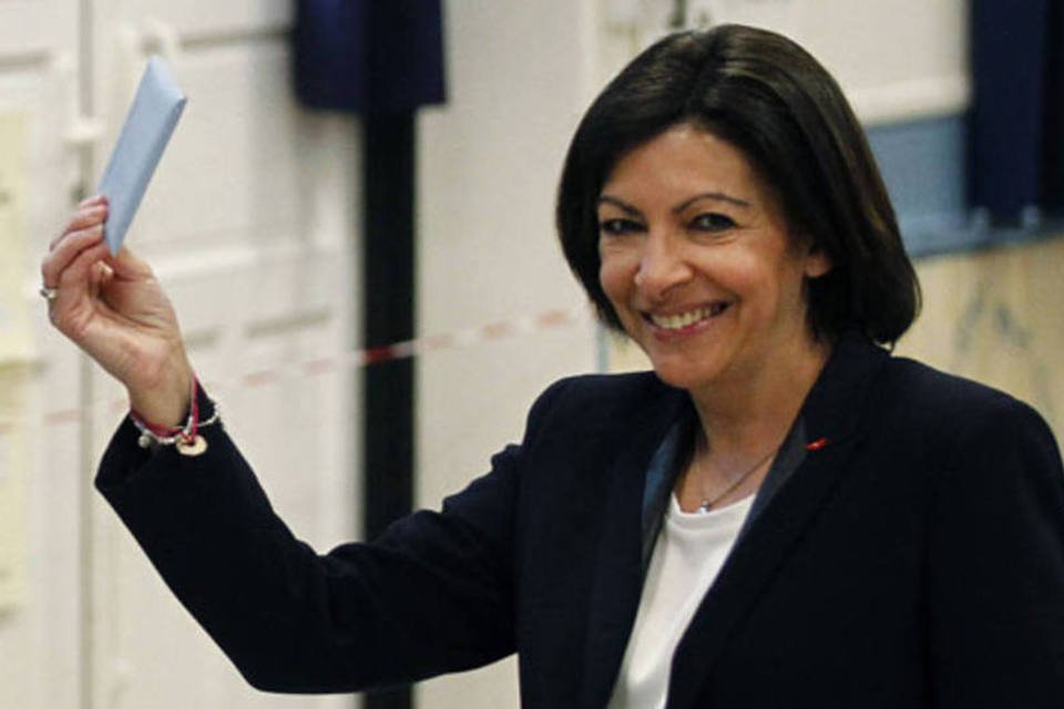 Direita é grande vitoriosa das eleições municipais na França