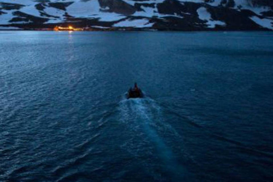 Cientistas brasileiros retomam pesquisas na Antártica
