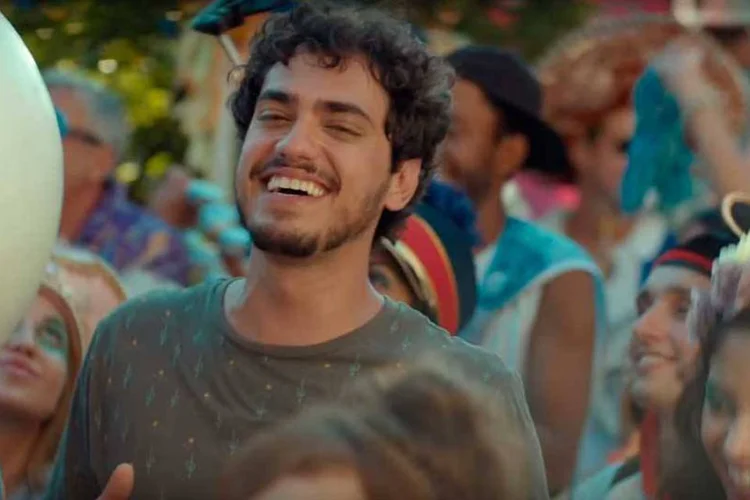 
	Antarctica: objetivo &eacute; mostrar que o uso da internet nesse Carnaval deve acontecer apenas quando realmente for preciso
 (Reprodução/Youtube)