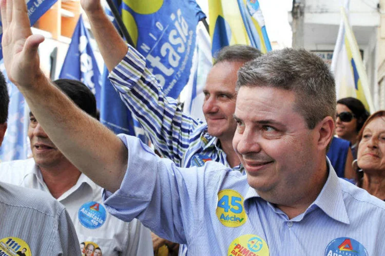 
	Ant&ocirc;nio Anastasia (PSDB-MG): Anastasia entitulou seu discurso como A Grande Indigna&ccedil;&atilde;o
 (Daniel Messias/Coligação Todos Por Minas/Fotos Públicas)
