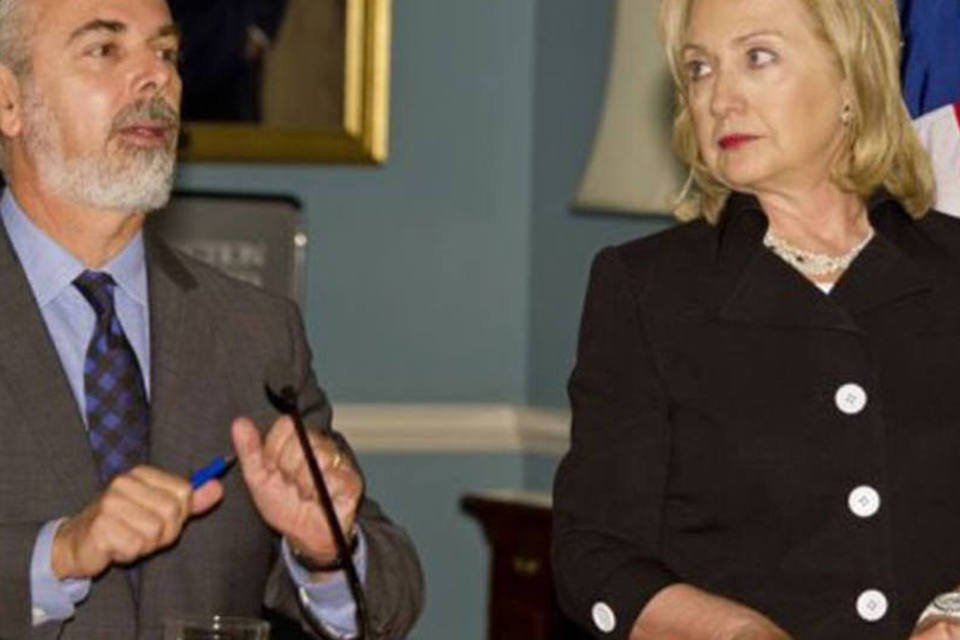 Hillary e Patriota se reúnem em Washington