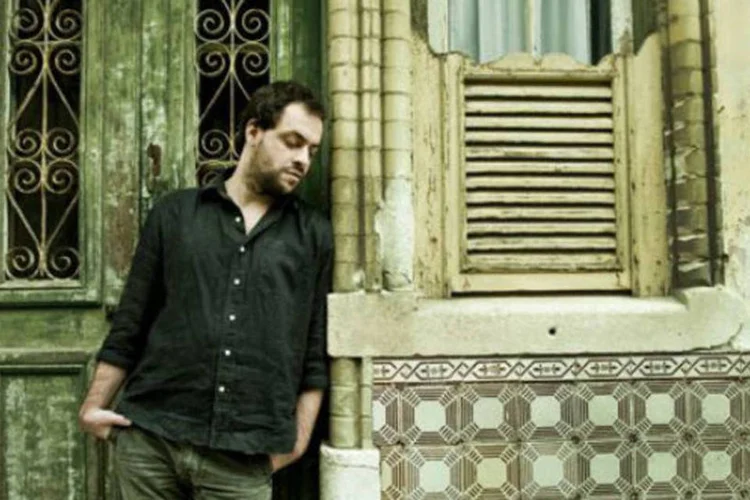
	Ant&oacute;nio Zambujo, cantor portugu&ecirc;s: m&uacute;sica incorpora influ&ecirc;ncias bem brasileiras
 (Divulgação)