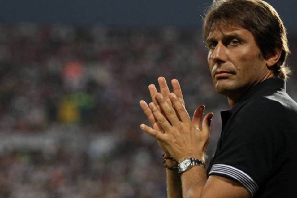 Conte volta a ser investigado por manipulação na Itália