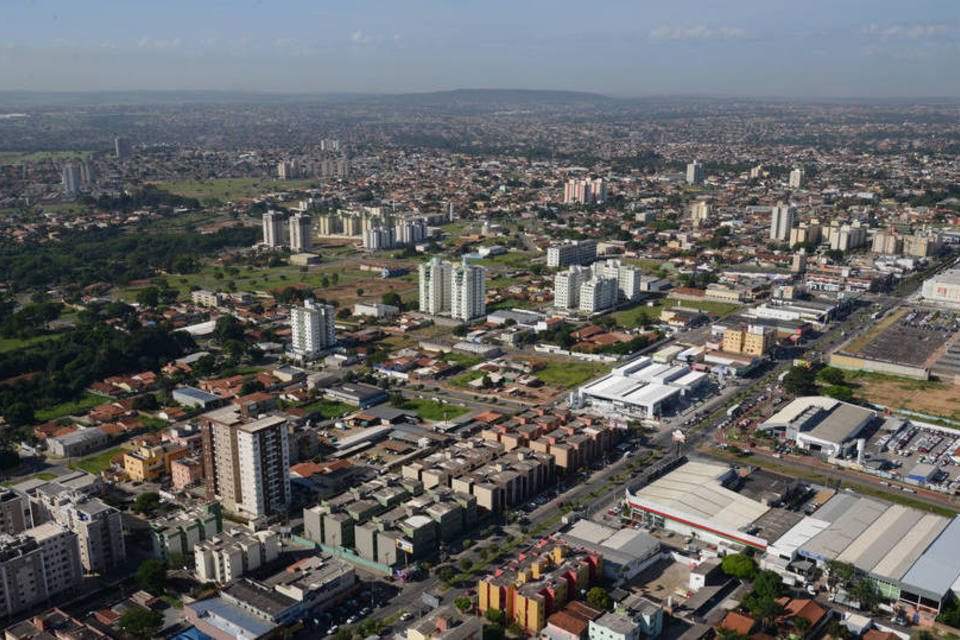 Advogado perde três dedos após abrir carta-bomba em Goiânia