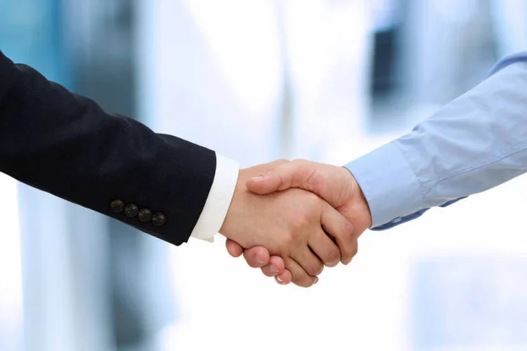 
	Aperto de m&atilde;os: No evento, consumidores podem checar detalhes sobre as d&iacute;vidas registradas em seu nome
 (Thinkstock/Saklakova)