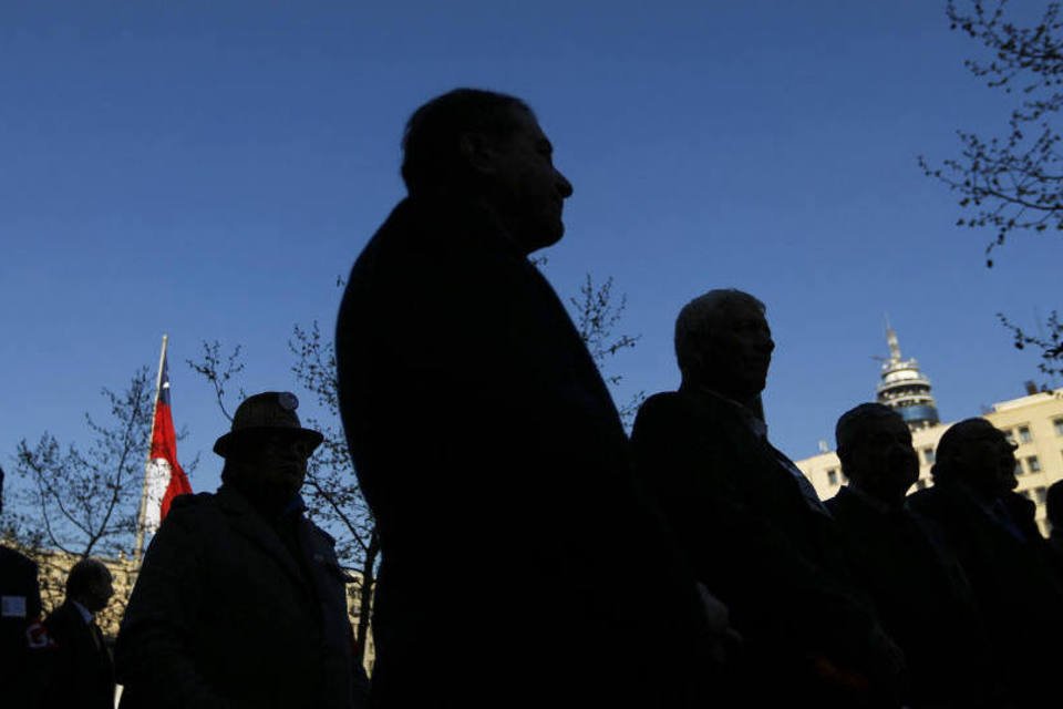 Protestos por 42 anos do golpe deixam dez feridos no Chile