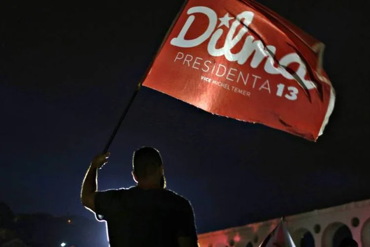 
	Apoaidor do PT: as principais lideran&ccedil;as do partido preferem acabar com o financiamento privado de campanha a conviver com as suspeitas de ilegalidade
 (REUTERS/Pilar Olivares)