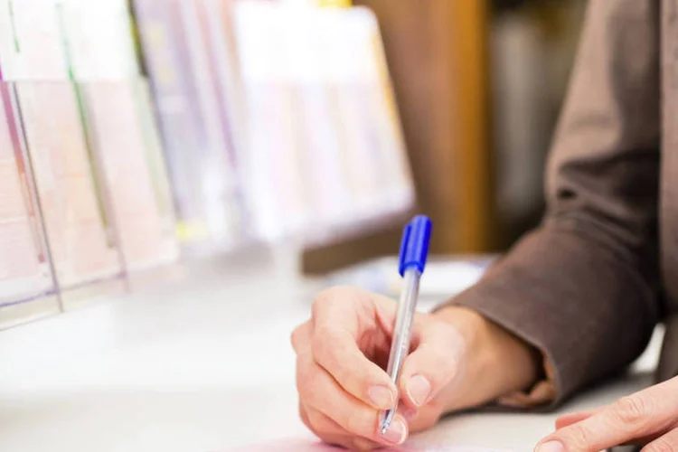 
	Aposta: sorteios da Mega-sena s&atilde;o realizados duas vezes por semana
 (Thinkstock/kzenon)