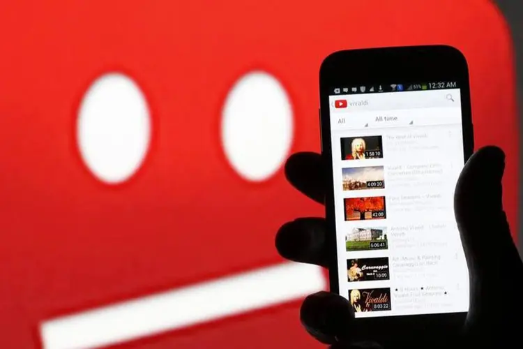 
	YouTube: empresa do Google j&aacute; fechou acordos com selos fonogr&aacute;ficos e representantes de artistas independentes, diz jornal
 (Dado Ruvic/Reuters)